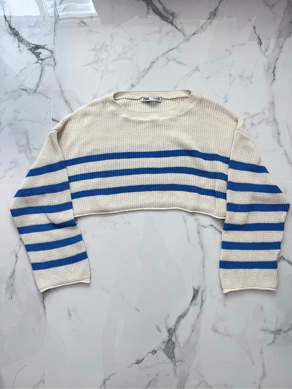 Zara Striped Cropped Sweater in Blue & Cream Size Medium